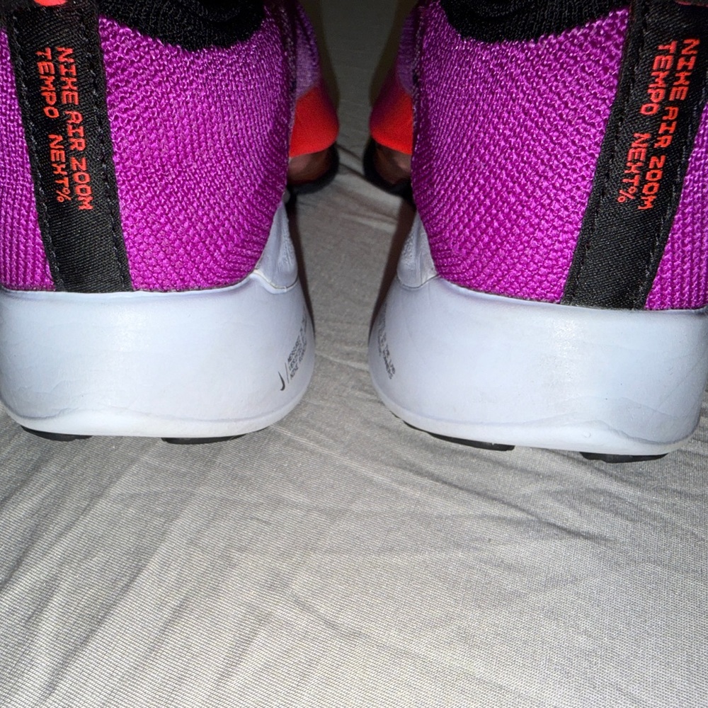 WMNS 7 Nike Air Zoom Tempo NEXT% Flyknit 'Hyper Violet - Picture 13 of 15